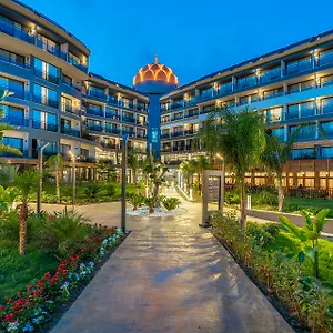 Arnor De Luxe & Hotel