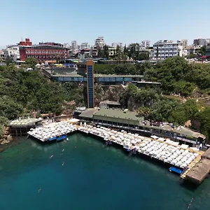 Bilem & Hotel